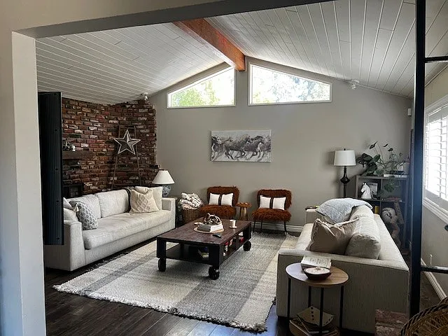1052 Calle Jazmin — Photo 1