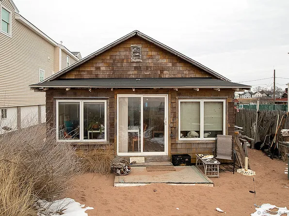 166 Beach Avenue, East Haven, CT 06512