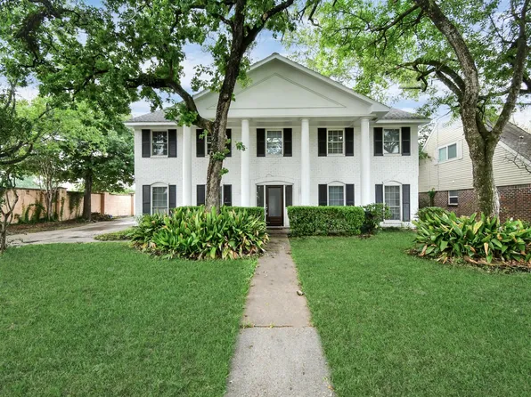 7403 Theisswood Rd, Spring, TX 77379