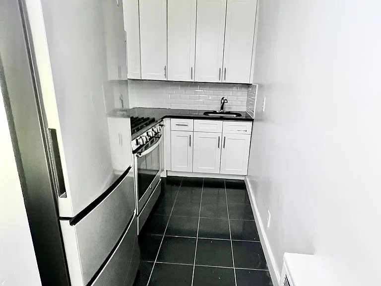 14420 38th Ave #3L — Photo 6
