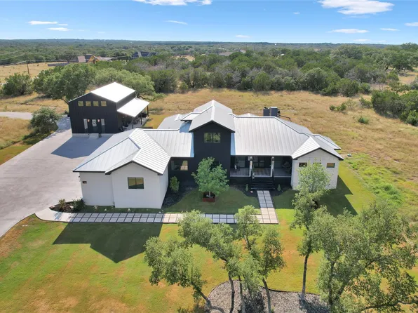 150 Wandering Oak Cir, Burnet, TX 78611