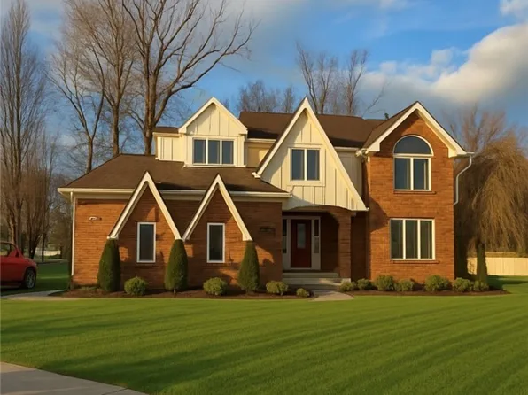 400 Tiburon Ln, East Amherst, NY 14051