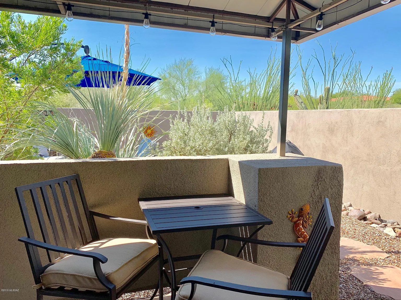 2 bed, 2.0 bath, 947 sqft, $1,800 — Photo 3