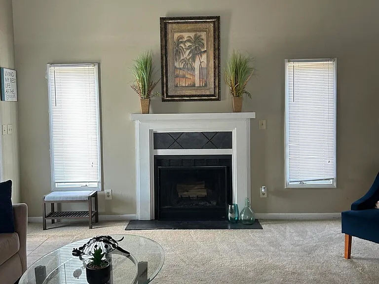 35 Foxcroft Ln — Photo 1