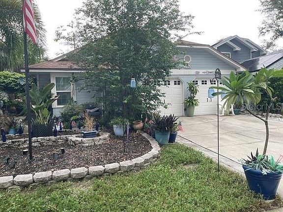 3rd image of 2250 SPRINGWOOD CIR W