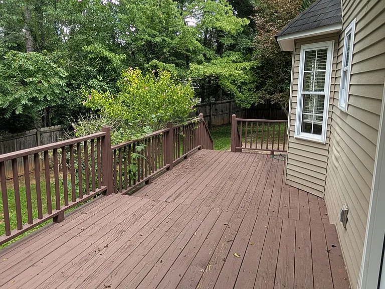 116 Paxton Ct — Photo 31