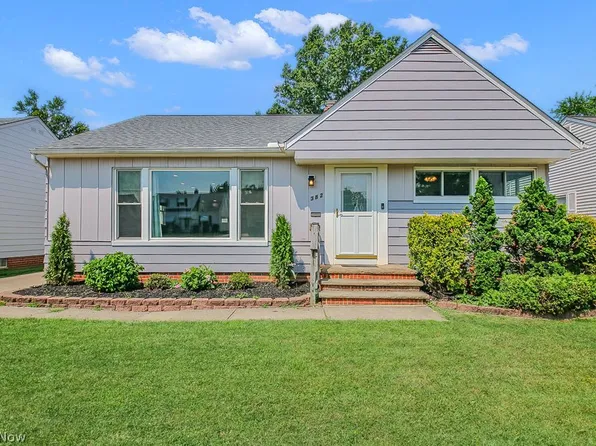 382 High Tee St, Willowick, OH 44095