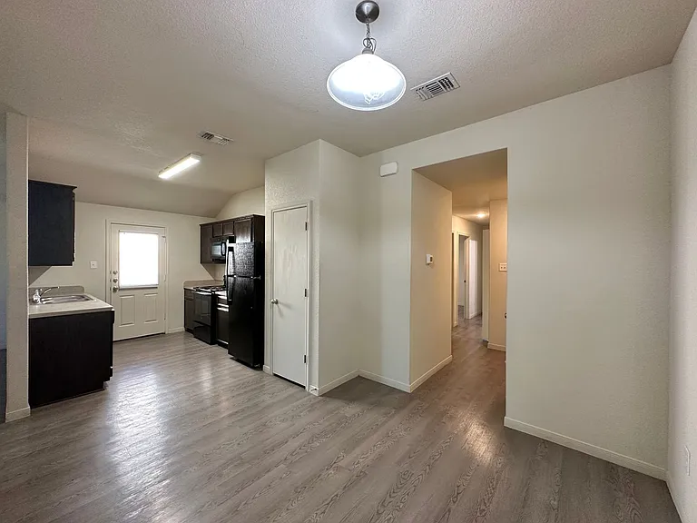 5708 Rustler Dr — Photo 11