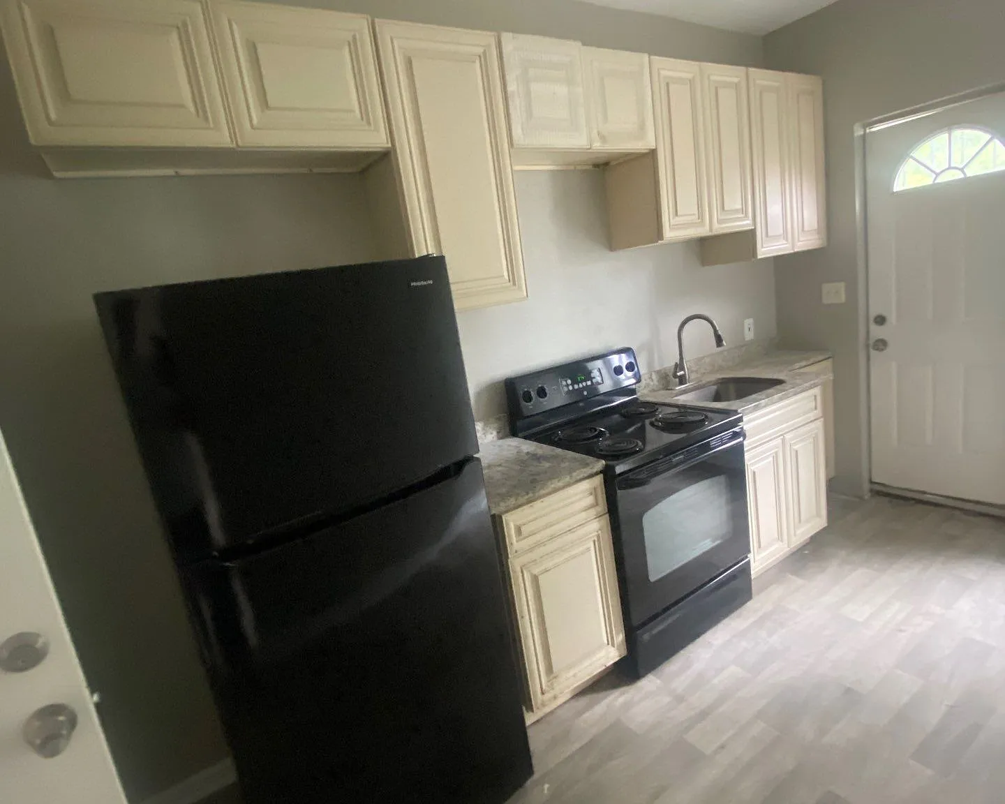 3505 virginia ave — Photo 2