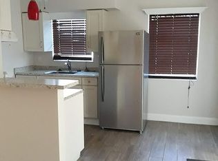 520 SW 15th St APT 201, Pompano Beach, FL 33060