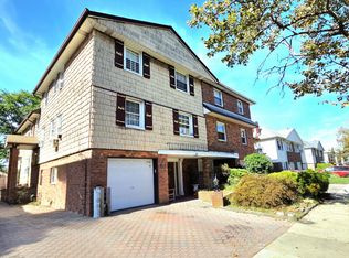 5768 228th St FLOOR 2, Oakland Gardens, NY 11364