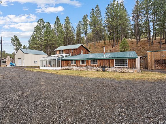 2nd image of 51982 Sunflower Flat Rd