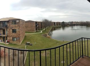 200 Gladstone Dr APT 201, Glendale Heights, IL 60139