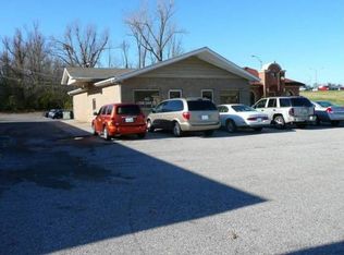 653 Lone Oak Rd, Paducah, KY 42003