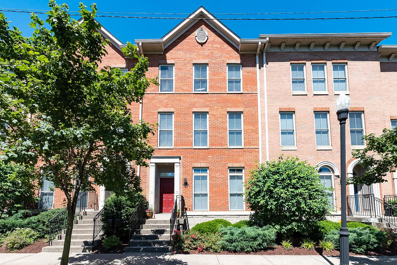 1081 Cutter St photo 1