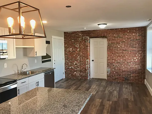 201 West Ave Photo 1