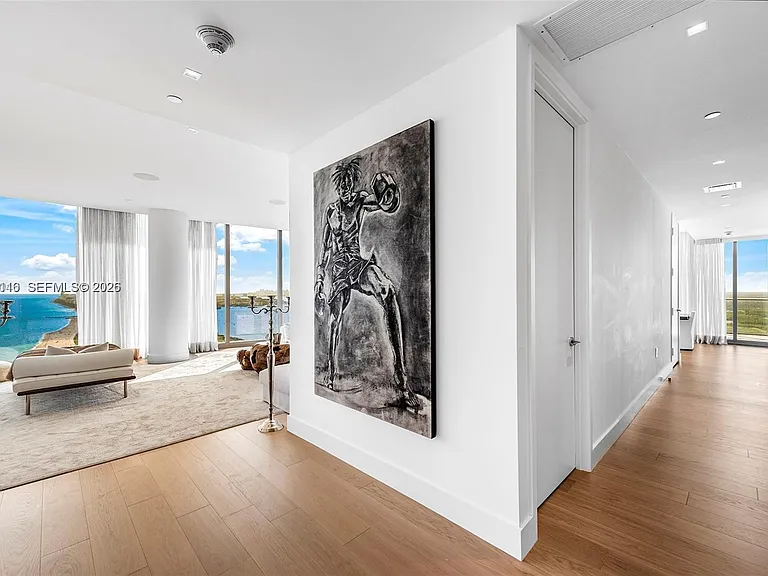 15701 Collins Ave #4105 — Photo 6