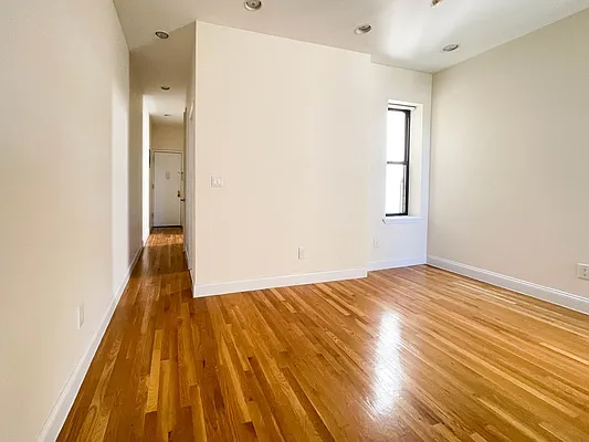 Rented by ERNY LLC | media 20