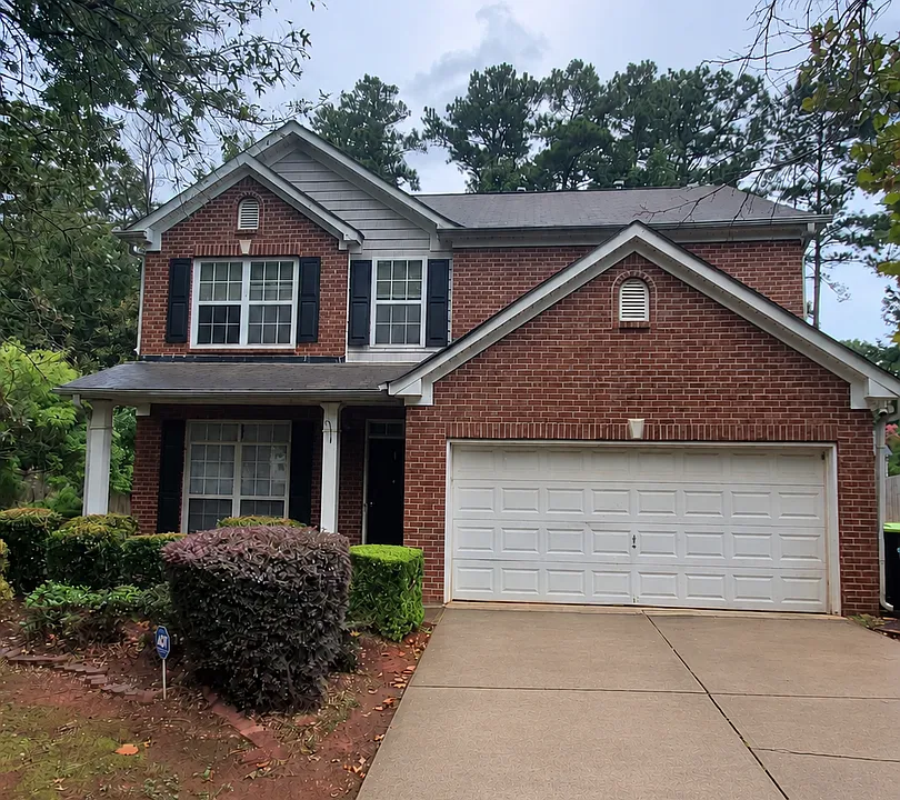 1031 Maple Leaf Dr