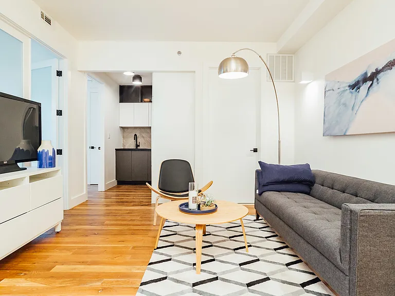 492 Lefferts Ave #6F — Photo 1