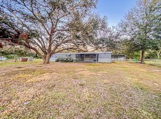 8224 Hamster Dr, Zephyrhills, FL 33540