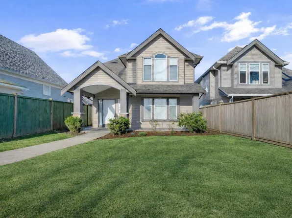 46151 3rd Ave, Chilliwack, BC V2P 1R7