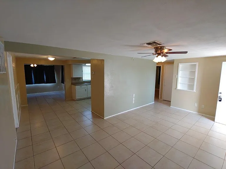 3439 Clydesdale Dr — Photo 3