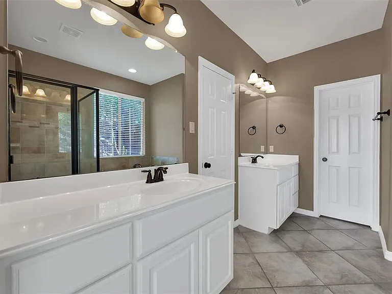 2 Maitland Ct — Photo 19