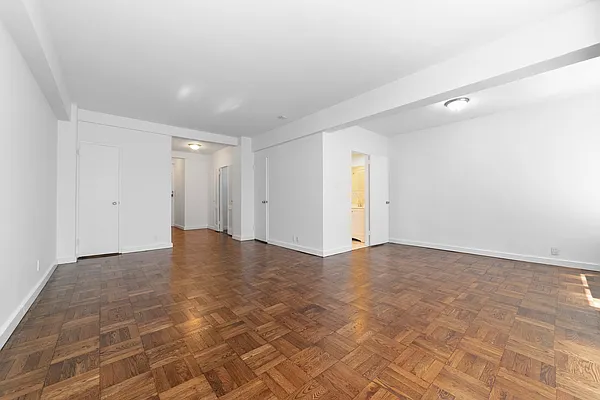 Rented by MNS | media 15