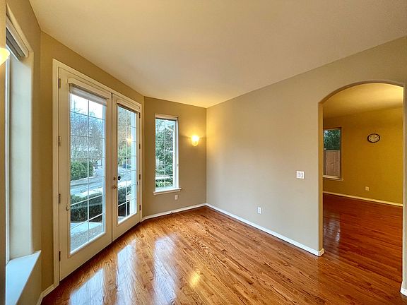 5th image of 14227 NE 81st Ct
