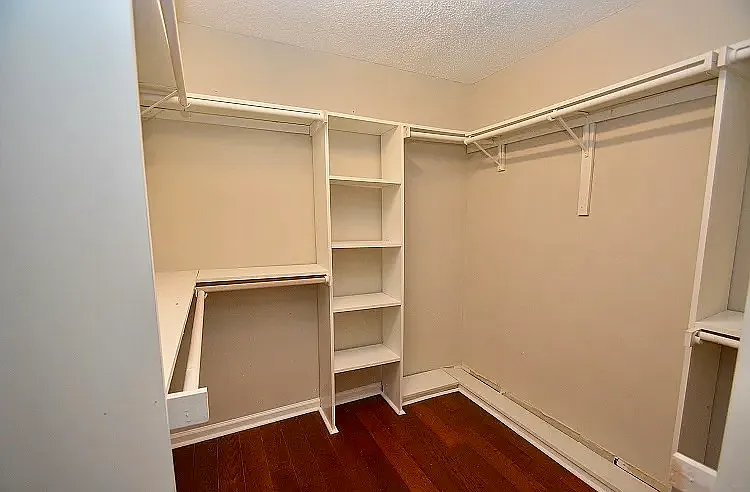 3406 Weatherby Dr — Photo 12