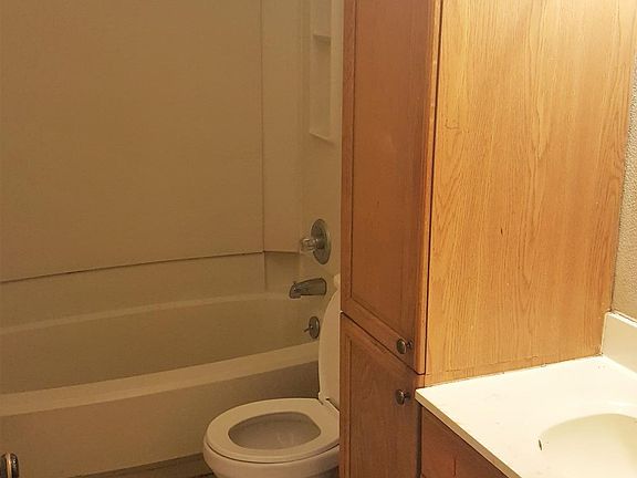 4th image of 226 Lynnwood Dr
