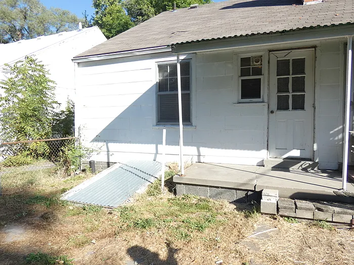 317 E 28th Ave — Photo 4