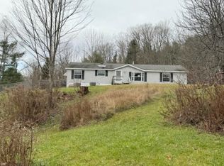 131 Lime Kiln Rd, Topsham, VT 05076