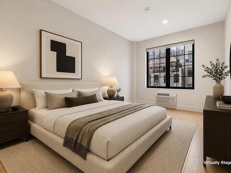 304 E 52nd St #4B — Photo 5