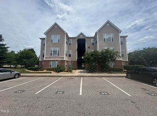 2501 Huntscroft Ln APT 303, Raleigh, NC 27617