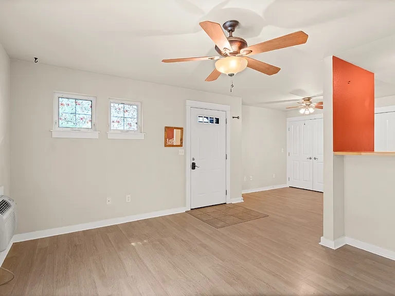 2221 McCall Dr — Photo 10