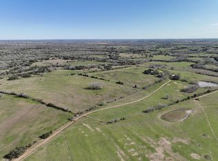 2447 McDaniel Ln, La Grange, TX 78945