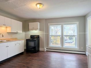 230 Main St APT 2B, Winthrop, ME 04364