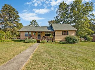 379 Locksley Cir, Crossville, TN 38555