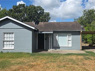 1201 La Valliere St, Victoria, TX 77901