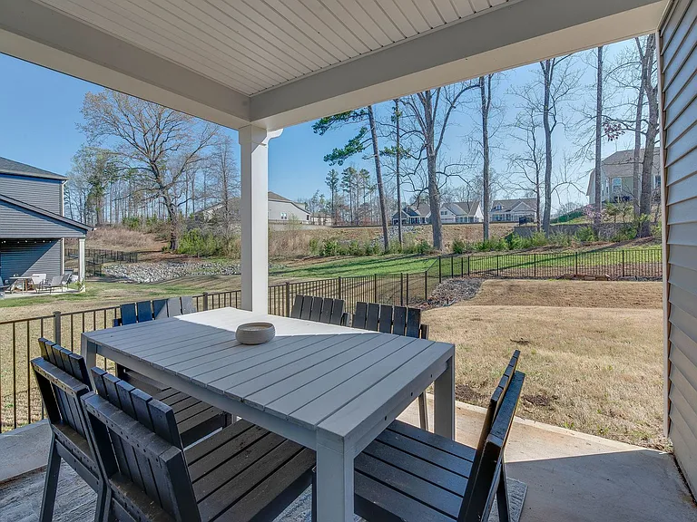 4009 Woodland View Dr — Photo 53