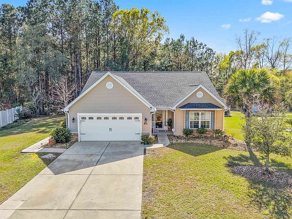 3rd image of 524 Shea Loop