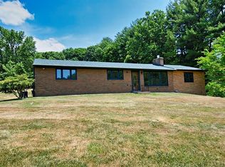 2372 Bellwood Dr, Pittsburgh, PA 15237