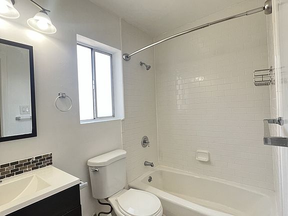 4th image of 2635 5th St APT 1