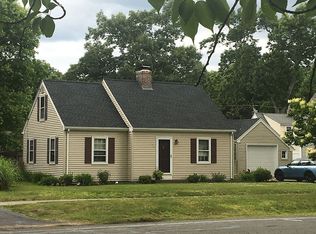 198 Burbank Rd, Longmeadow, MA 01106