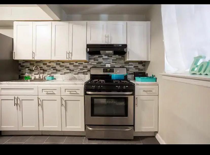 1st image of 755 Revere Ave #1