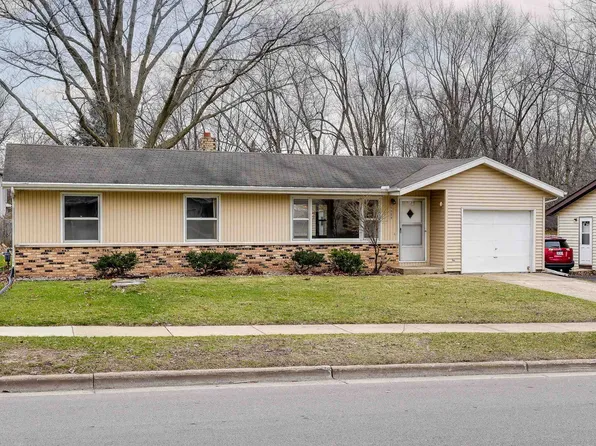 4909 Hamlet Pl, Madison, WI 53714