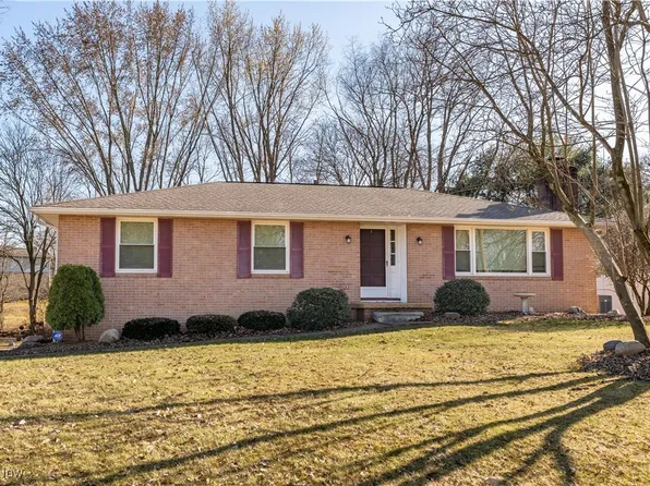 7290 Knight St NW, Massillon, OH 44646