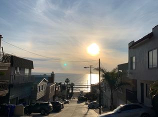 210 42nd St, Manhattan Beach, CA 90266